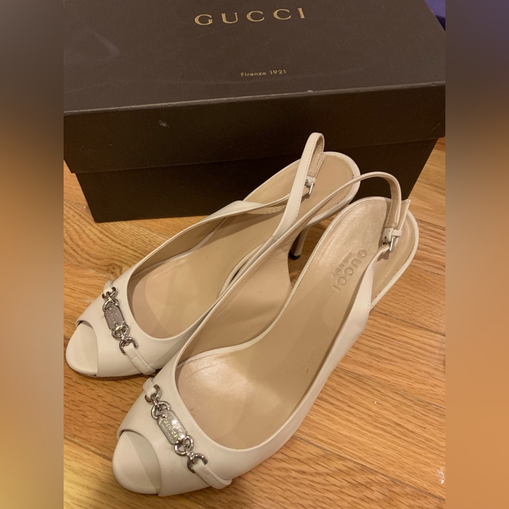 Gucci high heel sandals white leather with buckle